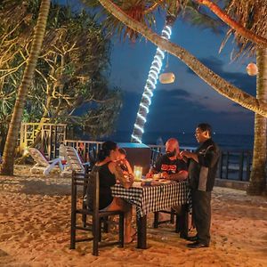 Dalawella Beach Resort By Deco